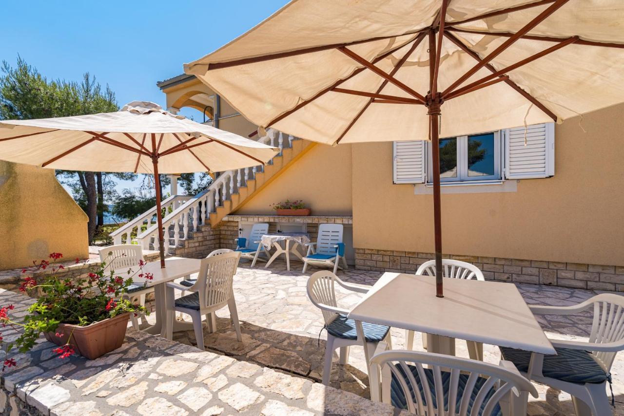 Beach Apartments Villa Kaya Sukosan Exterior photo