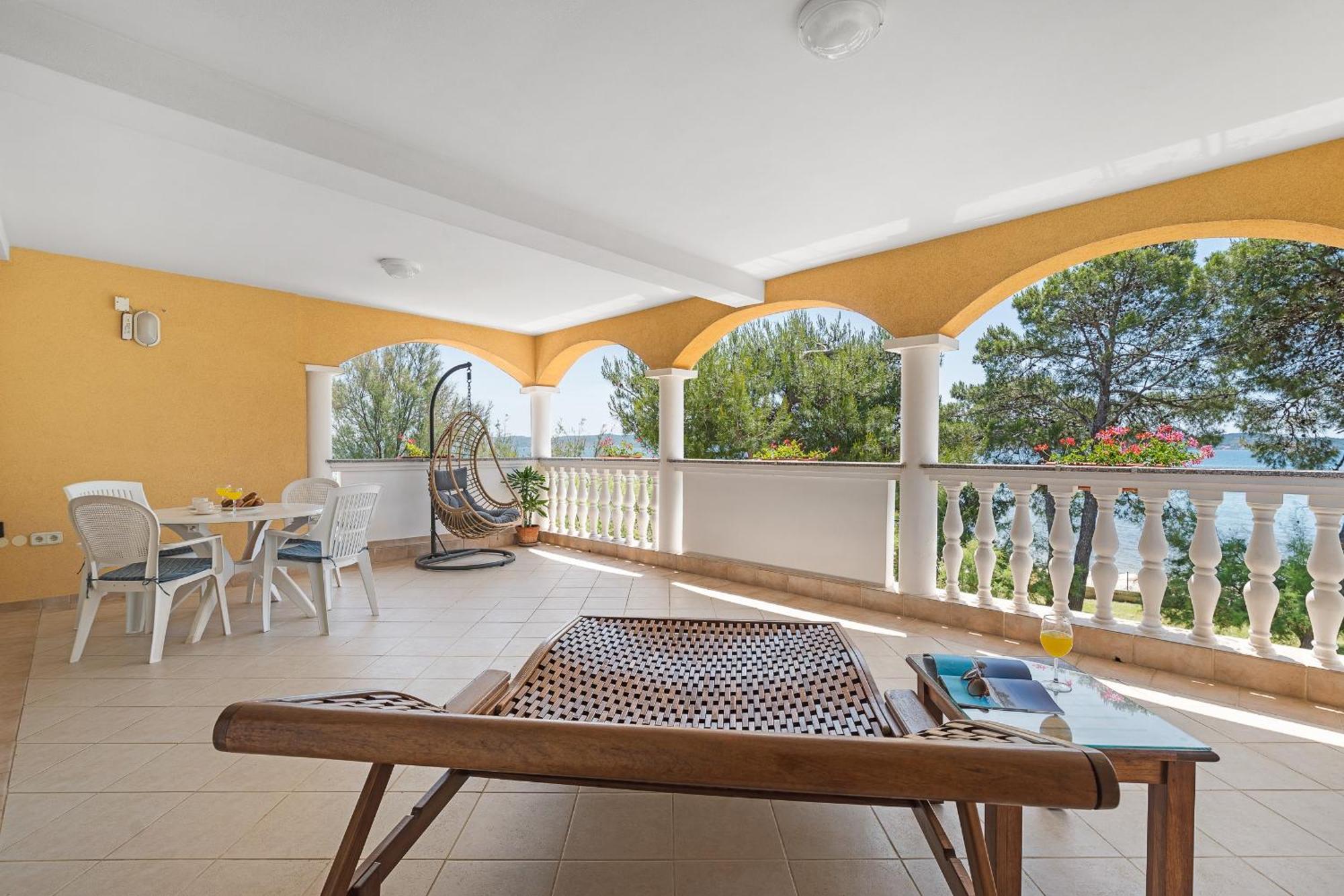Beach Apartments Villa Kaya Sukosan Room photo