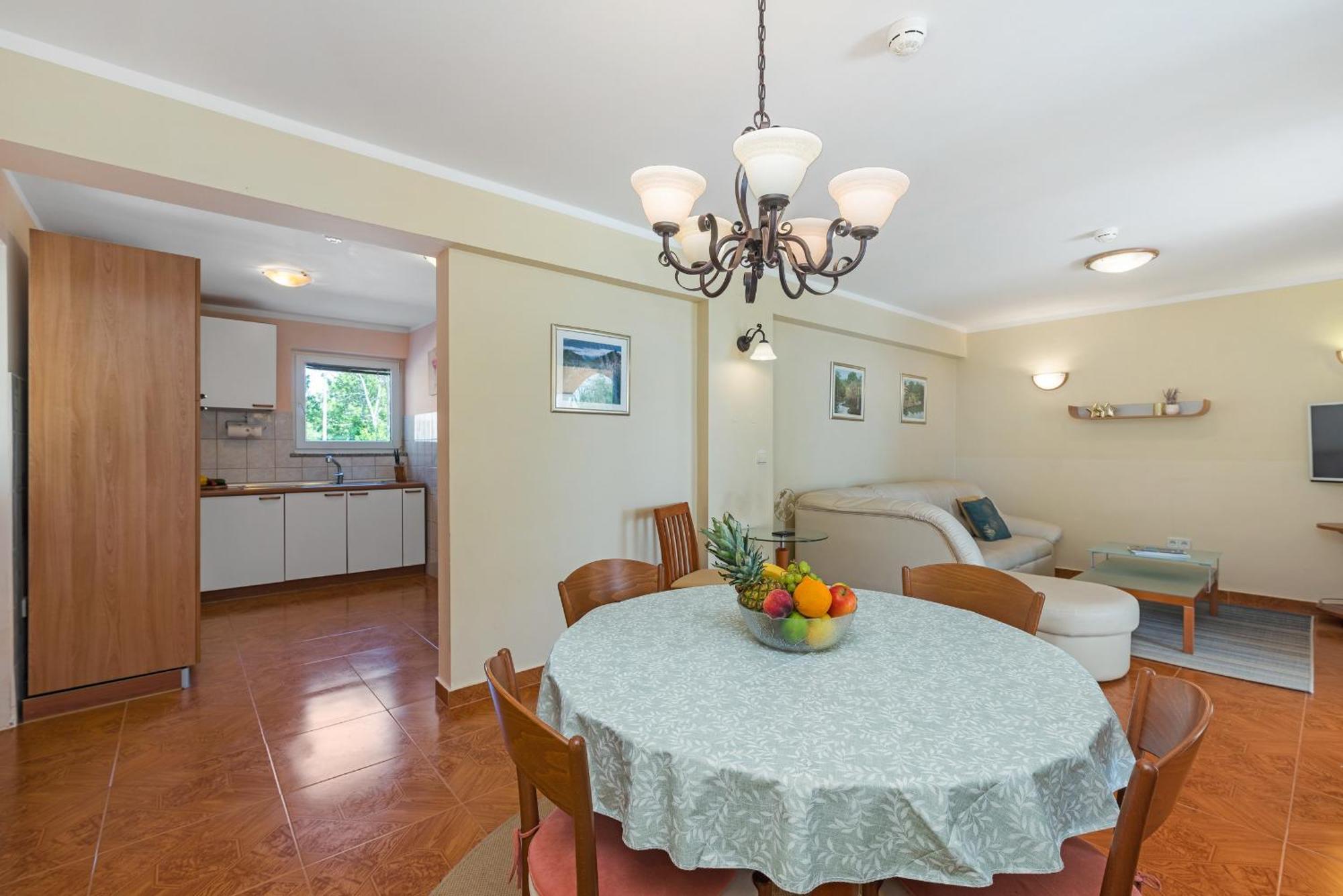 Beach Apartments Villa Kaya Sukosan Room photo