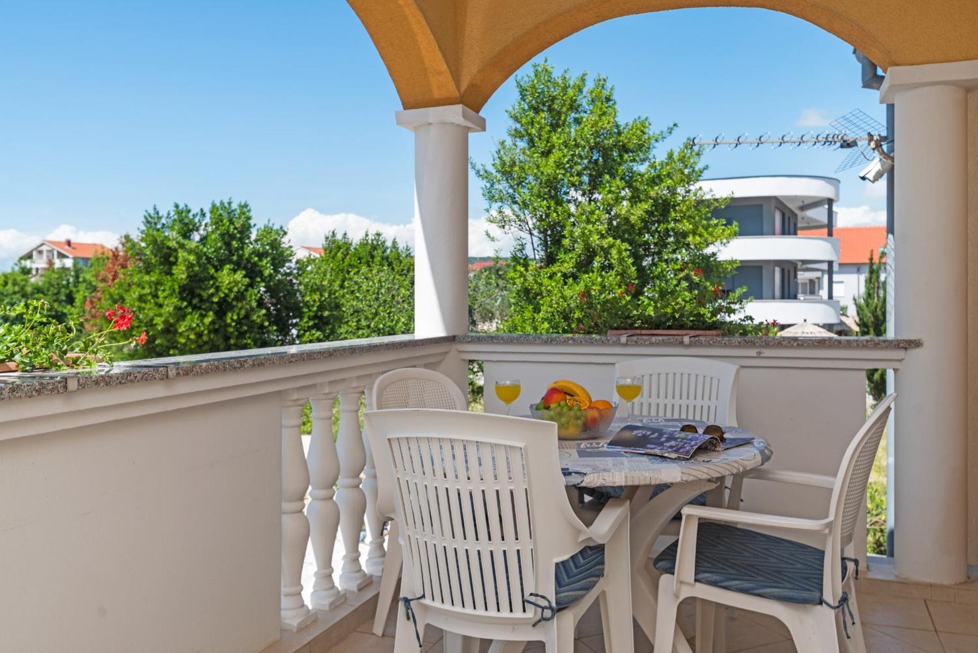 Beach Apartments Villa Kaya Sukosan Room photo