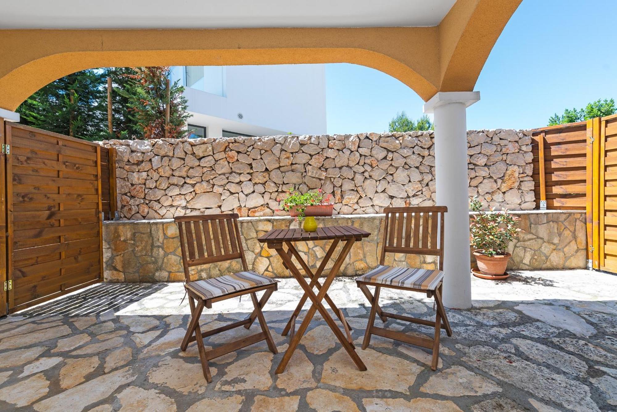 Beach Apartments Villa Kaya Sukosan Room photo