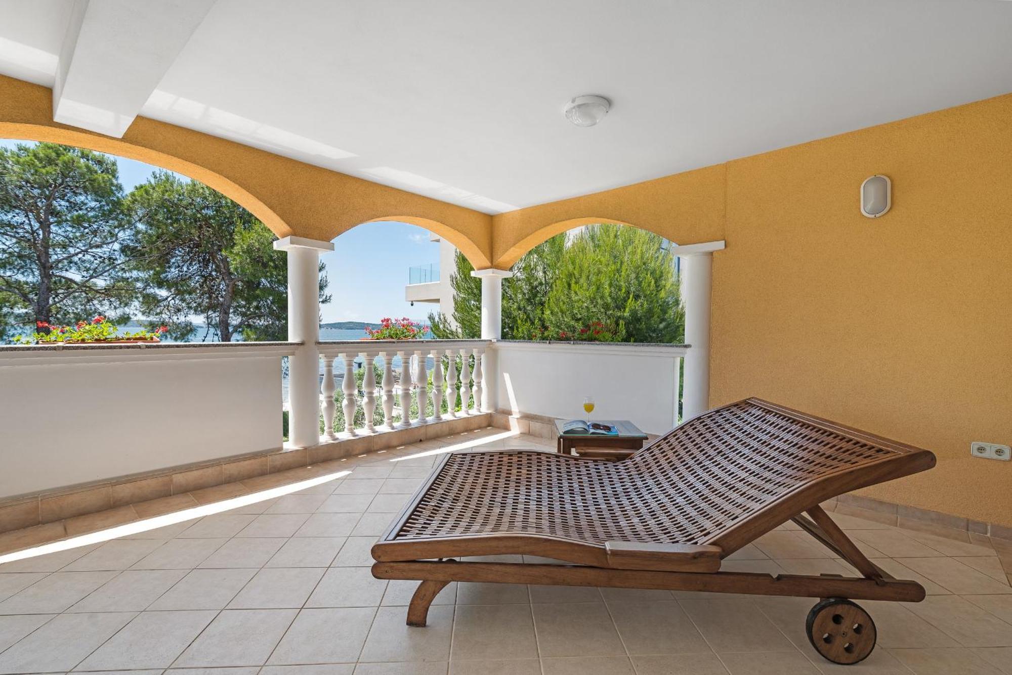 Beach Apartments Villa Kaya Sukosan Room photo